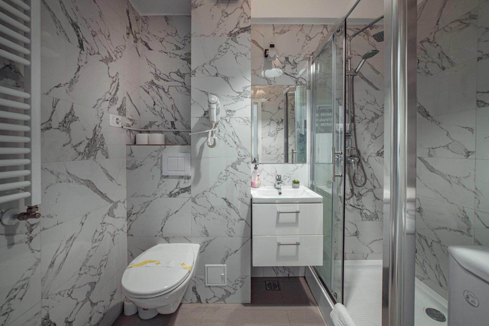 Cozycollection Apartments At Q Residence #5 이아시 외부 사진