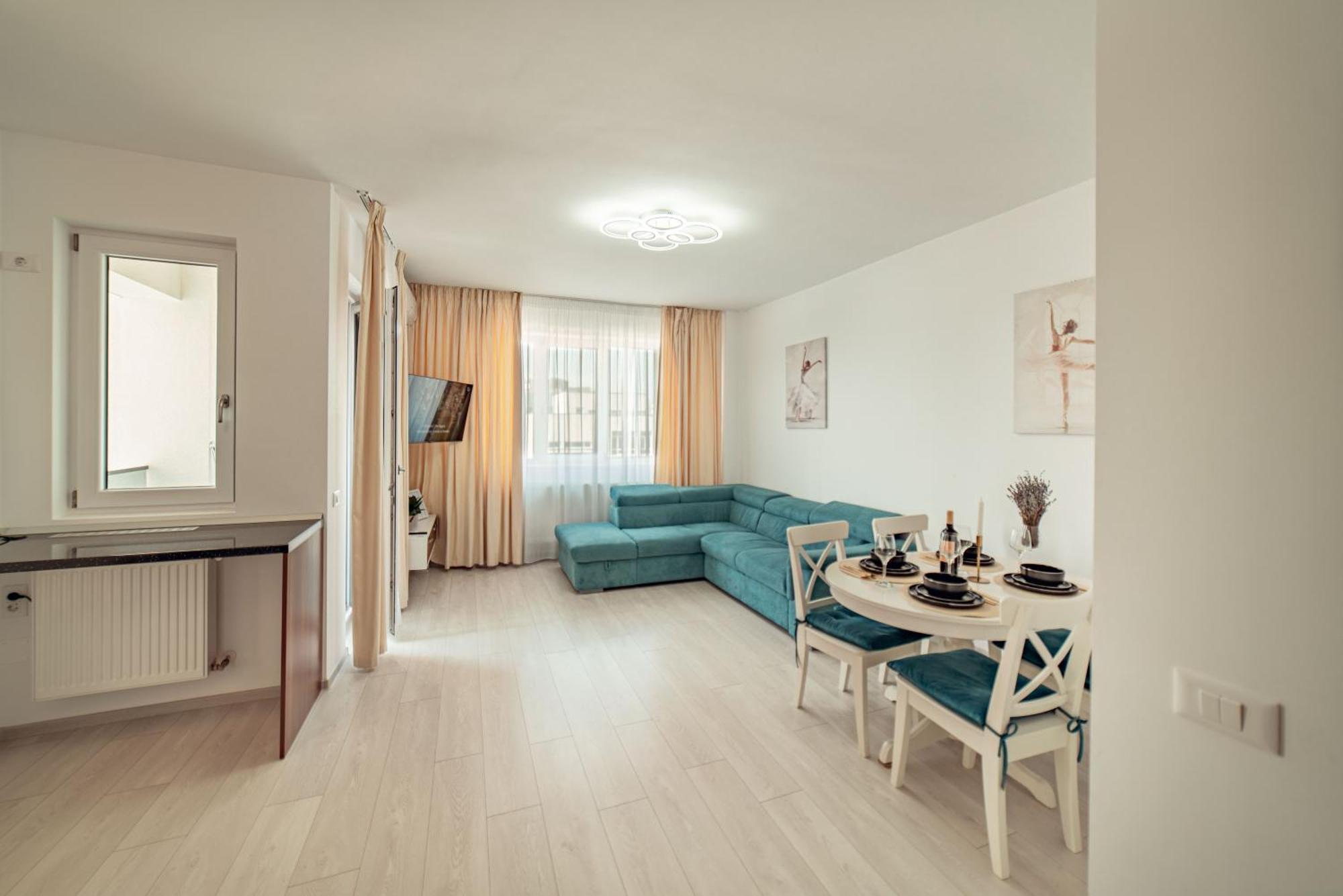 Cozycollection Apartments At Q Residence #5 이아시 외부 사진